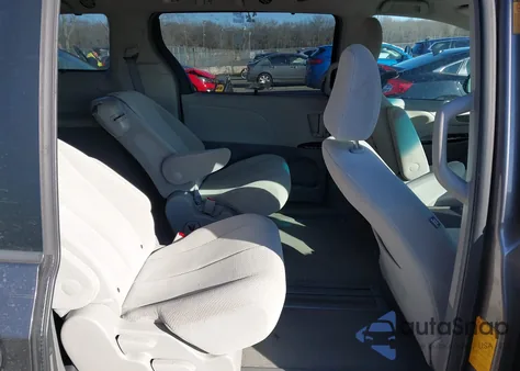 2013 Toyota Sienna Le V6 8 Passenger from USA, damaged, VIN 5TDKK3DC7DS375850